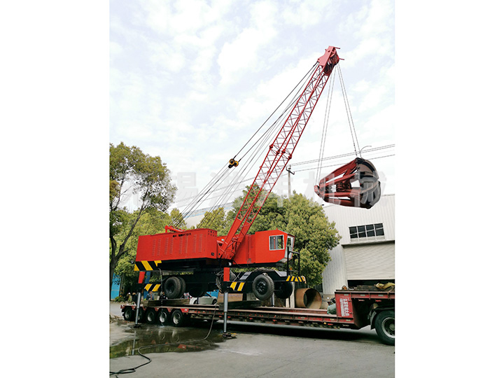 DLQ型16t地鐵專(zhuān)用輪胎式起重機(jī)